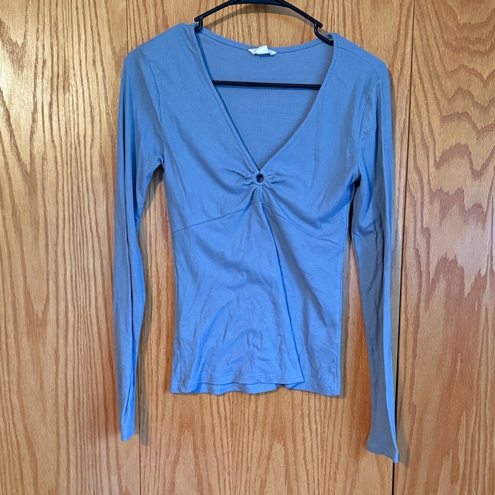 Aeropostale V-Neck Blue Long Sleeve Top